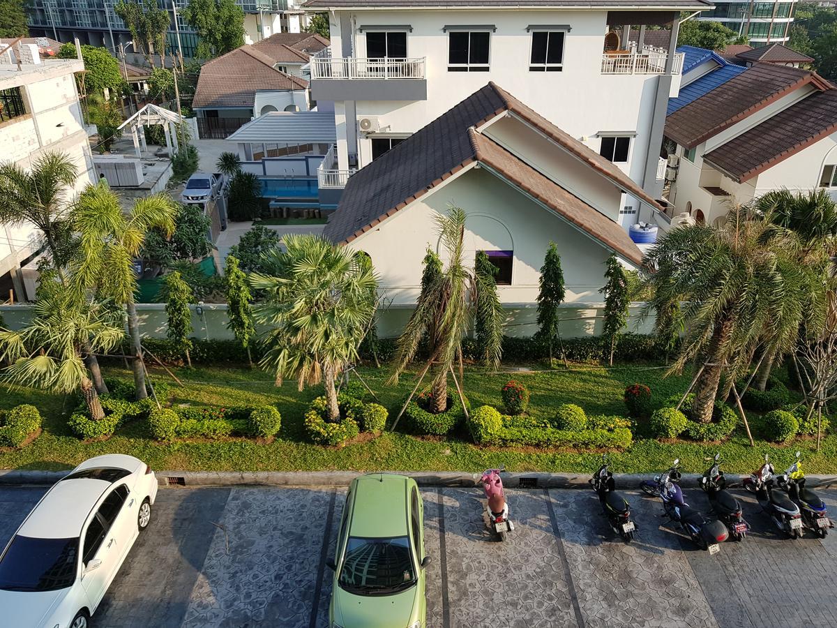 Dusit Grand Condo View Pantai Jomtien Luaran gambar